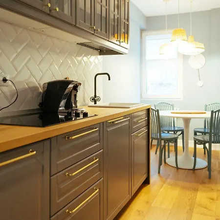 Boutique Luxury Flats - Alhambra Apartment