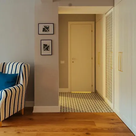 Boutique Luxury Flats - Alhambra Apartment