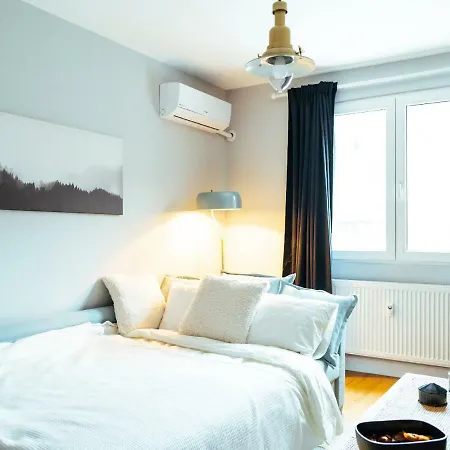 Boutique Luxury Flats - Alhambra Apartment Bucharest